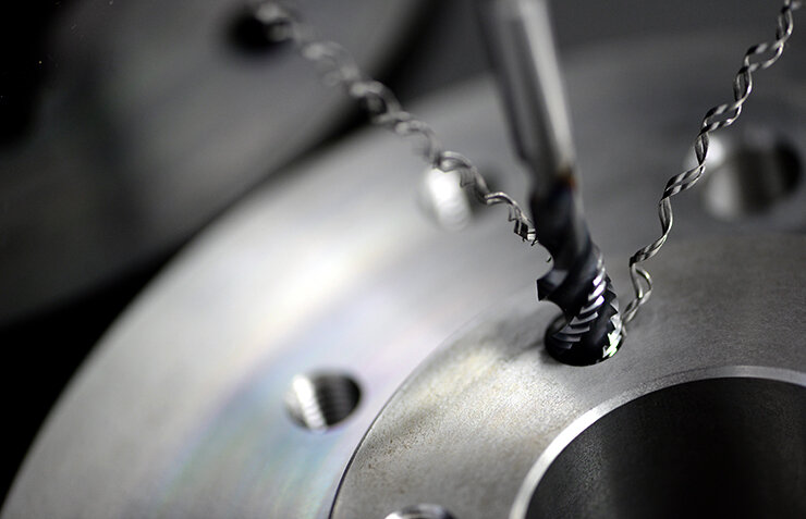 技術の玉手箱 /  だからタップ加工はムズカシイ！