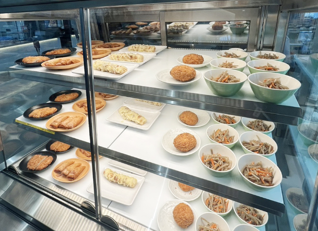 工場 カフェテリア
